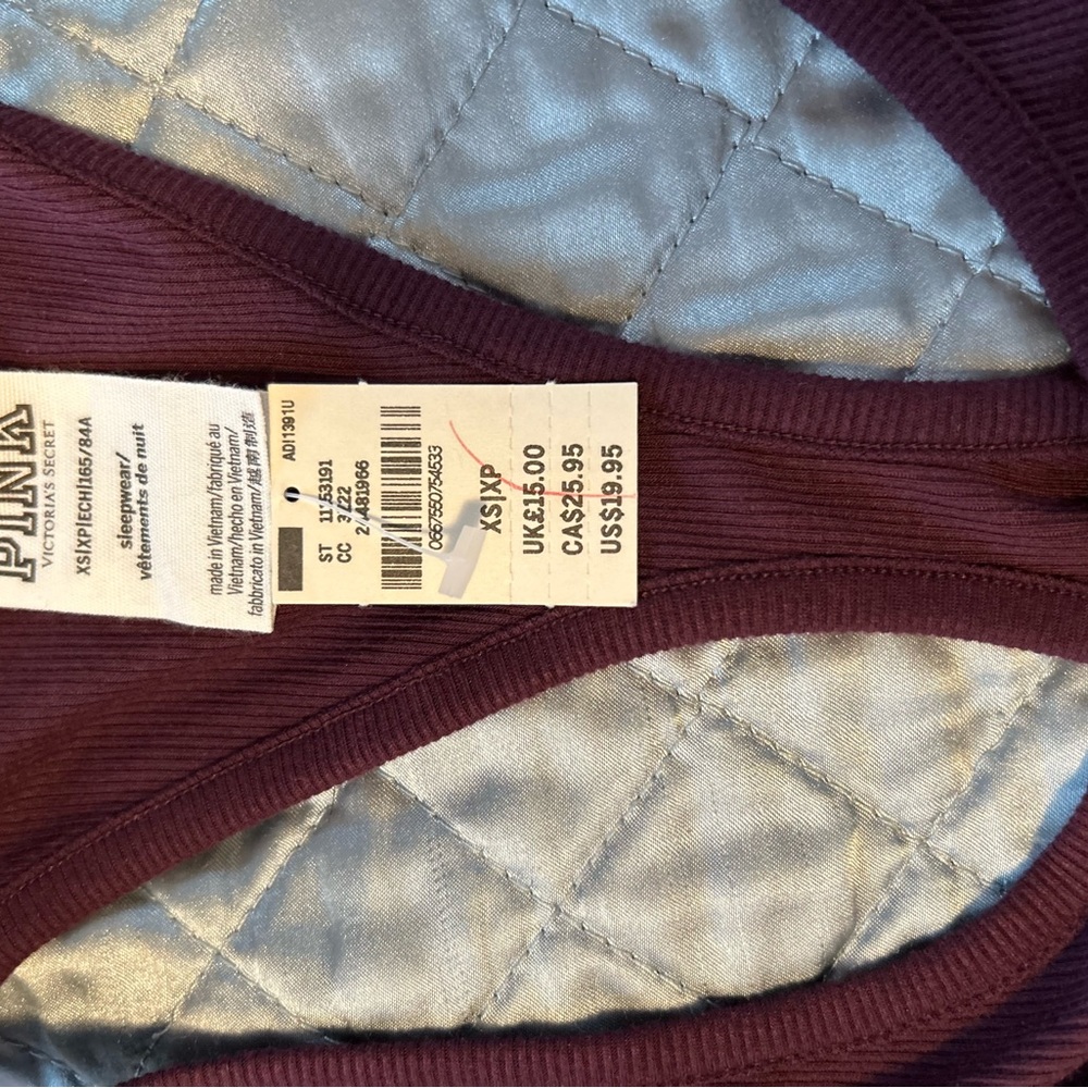 PINK BY VICTORIA SECRET RACERBACK TOP - Picture 6 of 6